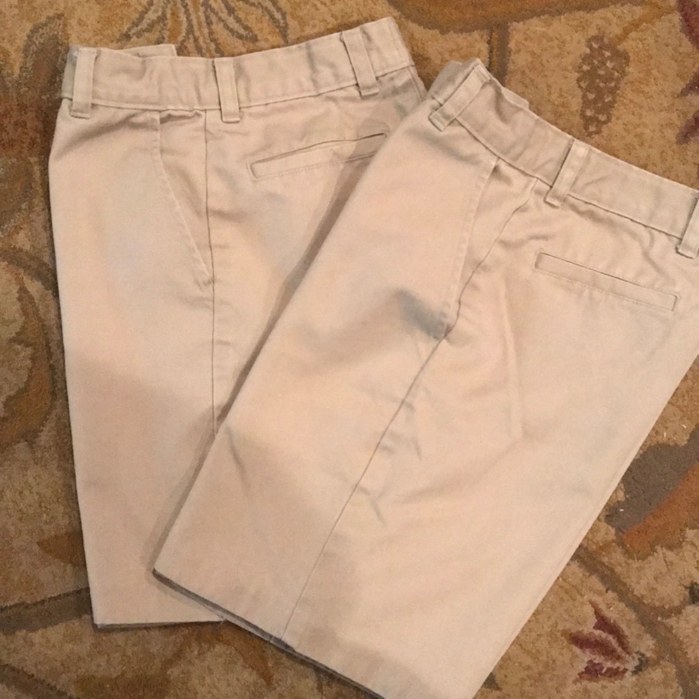 Set of 2 boys size 8 khaki shorts.  Like new  EUC